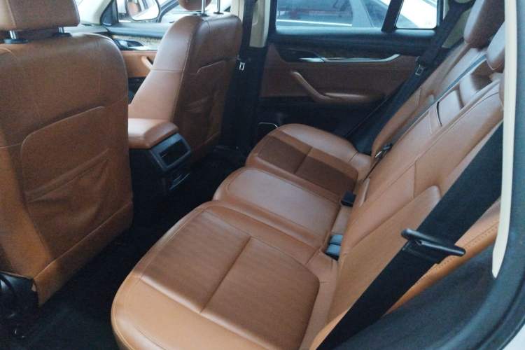 Used Hanteng X7 2018 X7S 1.5T Automatic Luxury Model Interior 1