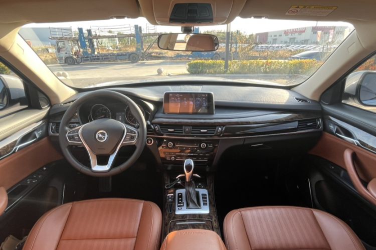 Used Hanteng X7 2018 X7S 1.5T Automatic Luxury Model Interior 1