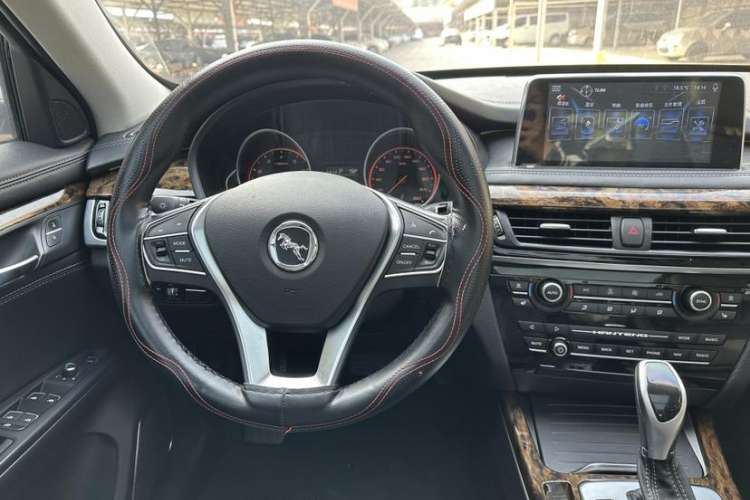 Used Hanteng X7 2018 X7S 1.5T Automatic Luxury Model Interior 2