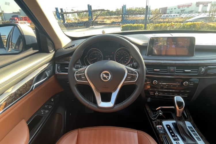 Used Hanteng X7 2018 X7S 1.5T Automatic Luxury Model Interior 2