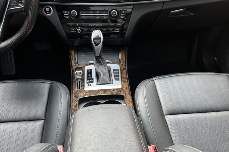 Used Hanteng X7 2018 X7S 1.5T Automatic Luxury Model Interior 3