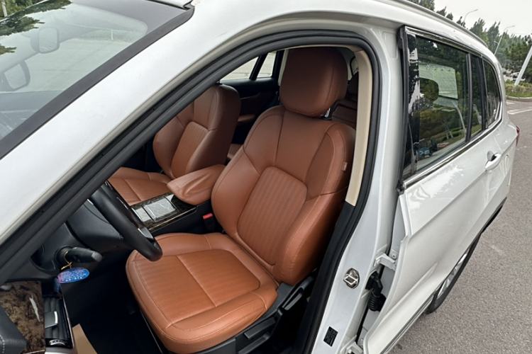 Used Hanteng X7 2018 X7S 1.5T Automatic Luxury Model Interior 3