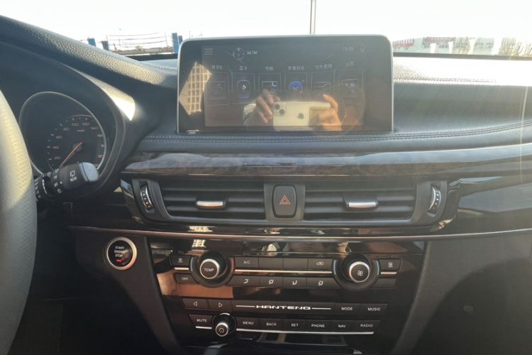 Used Hanteng X7 2018 X7S 1.5T Automatic Luxury Model Interior 3
