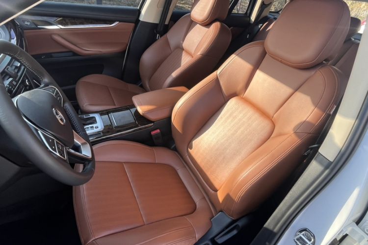 Used Hanteng X7 2018 X7S 1.5T Automatic Luxury Model Interior 5
