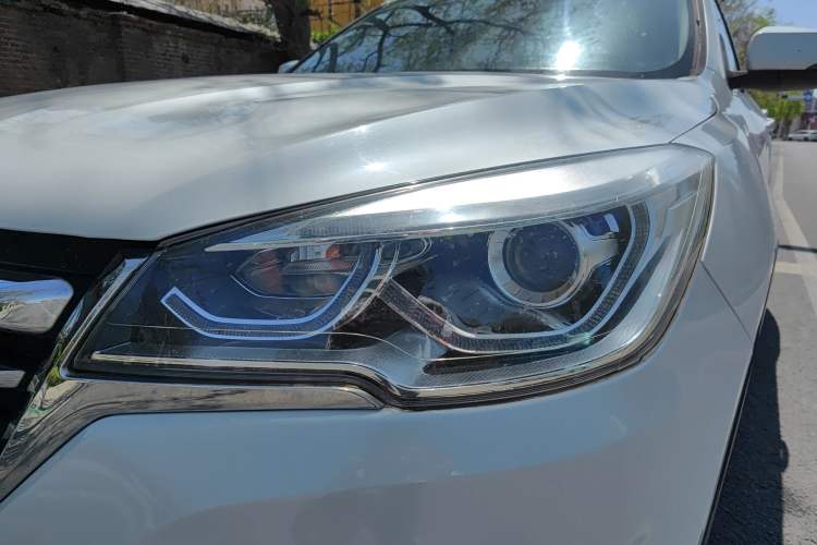Used Hanteng X7 2018 X7S 1.5T Automatic Luxury Model Left Front Headlight