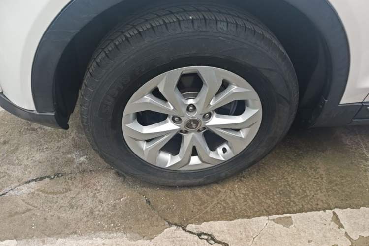 Used Hanteng X7 2018 X7S 1.5T Automatic Luxury Model Left Front Wheel Hub
