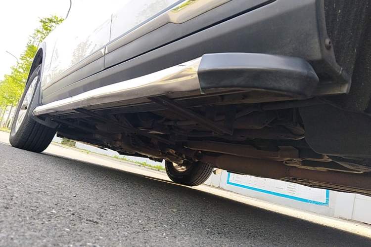 Used Hanteng X7 2018 X7S 1.5T Automatic Luxury Model Left Side Sill