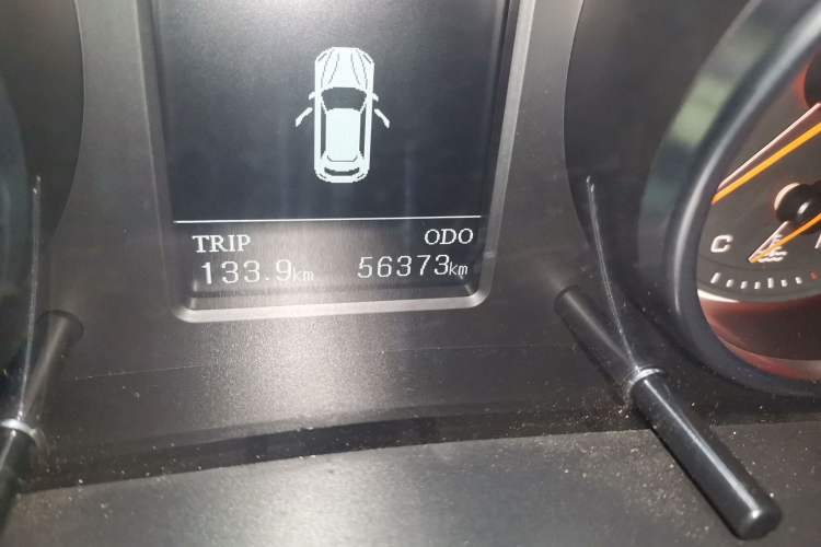 Used Hanteng X7 2018 X7S 1.5T Automatic Luxury Model Odometer Close Up