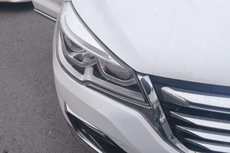 Used Hanteng X7 2018 X7S 1.5T Automatic Luxury Model Right Front Headlight