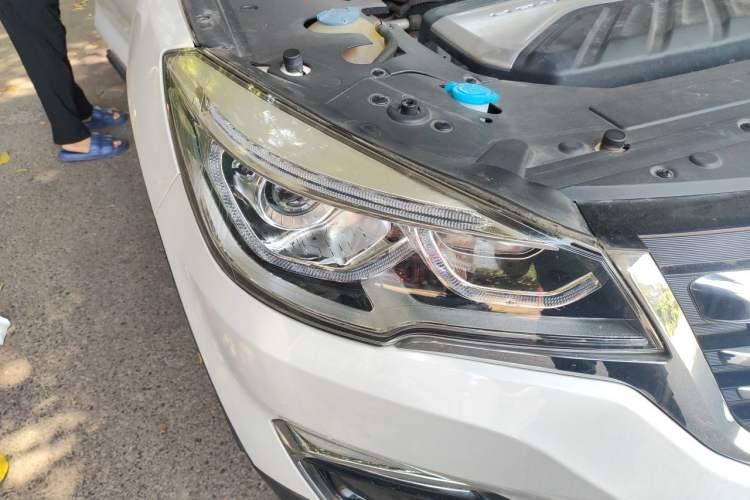 Used Hanteng X7 2018 X7S 1.5T Manual Luxury Model Right Front Headlight