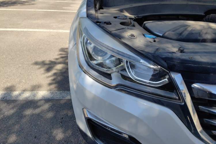 Used Hanteng X7 2018 X7S 1.5T Automatic Luxury Model Right Front Headlight