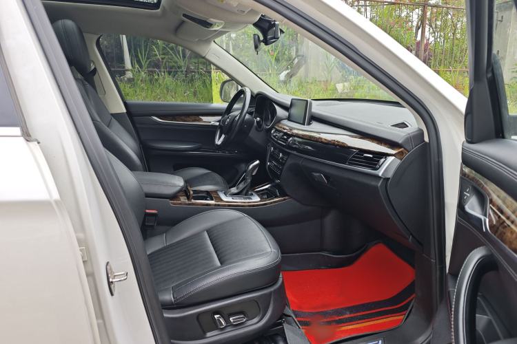 Used Hanteng X7 2018 X7S 1.5T Automatic Luxury Model Right Front Seat