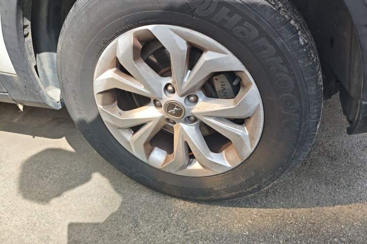 Used Hanteng X7 2018 X7S 1.5T Automatic Luxury Model Right Front Wheel Hub