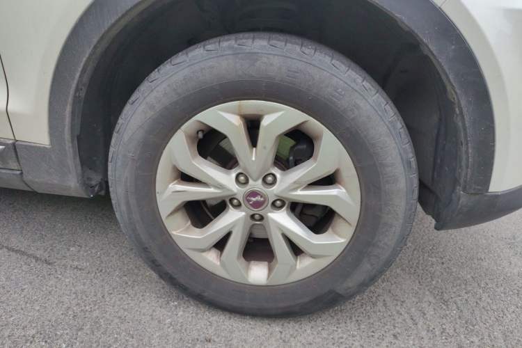 Used Hanteng X7 2018 X7S 1.5T Automatic Luxury Model Right Front Wheel Hub