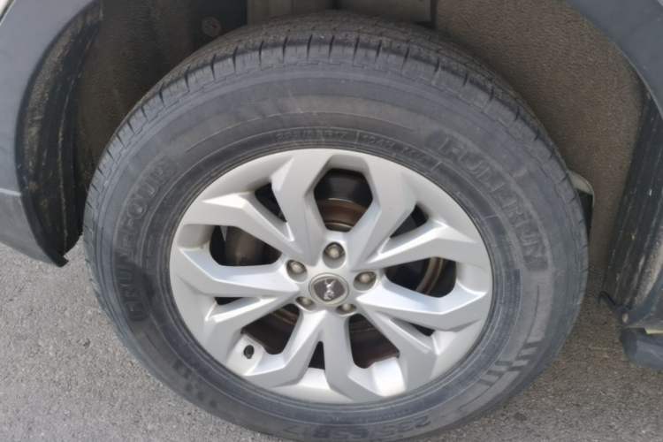 Used Hanteng X7 2018 X7S 1.5T Automatic Luxury Model Right Rear Wheel Hub