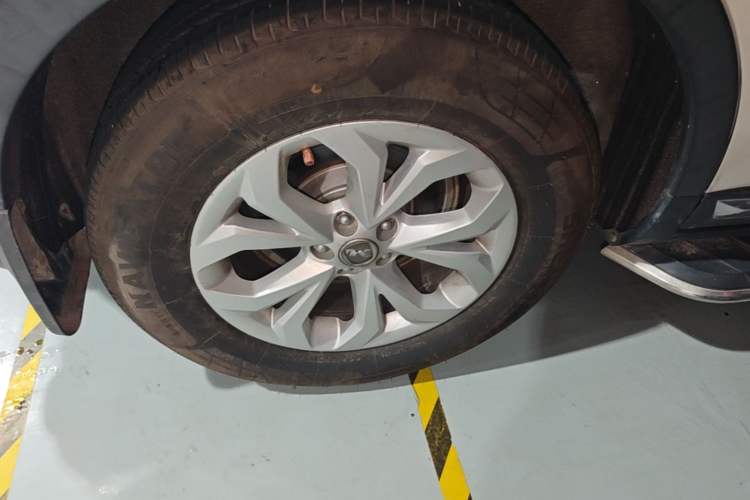 Used Hanteng X7 2018 X7S 1.5T Automatic Luxury Model Right Rear Wheel Hub