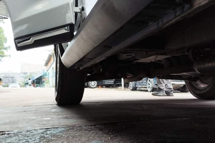 Used Hanteng X7 2018 X7S 1.5T Automatic Luxury Model Right Side Sill