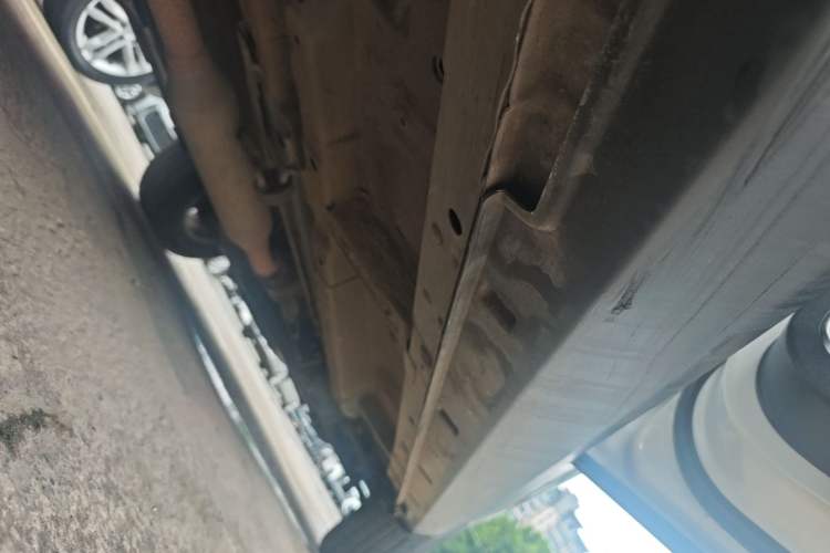 Used Hanteng X7 2018 X7S 1.5T Automatic Luxury Model Right Side Sill