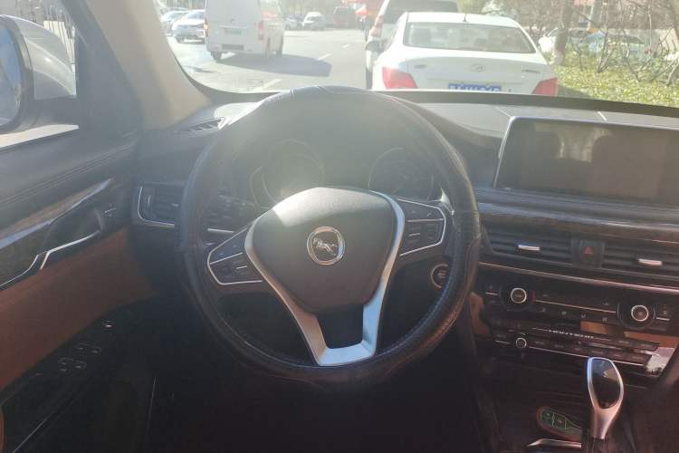 Used Hanteng X7 2018 X7S 1.5T Automatic Luxury Model Steering Wheel