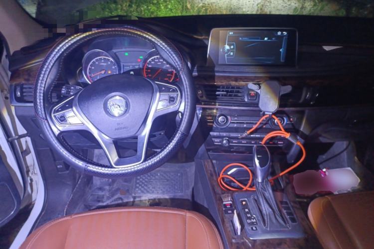 Used Hanteng X7 2018 X7S 1.5T Automatic Luxury Model Steering Wheel