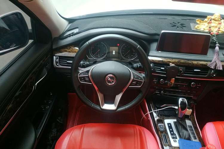 Used Hanteng X7 2018 X7S 1.5T Automatic Luxury Model Steering Wheel