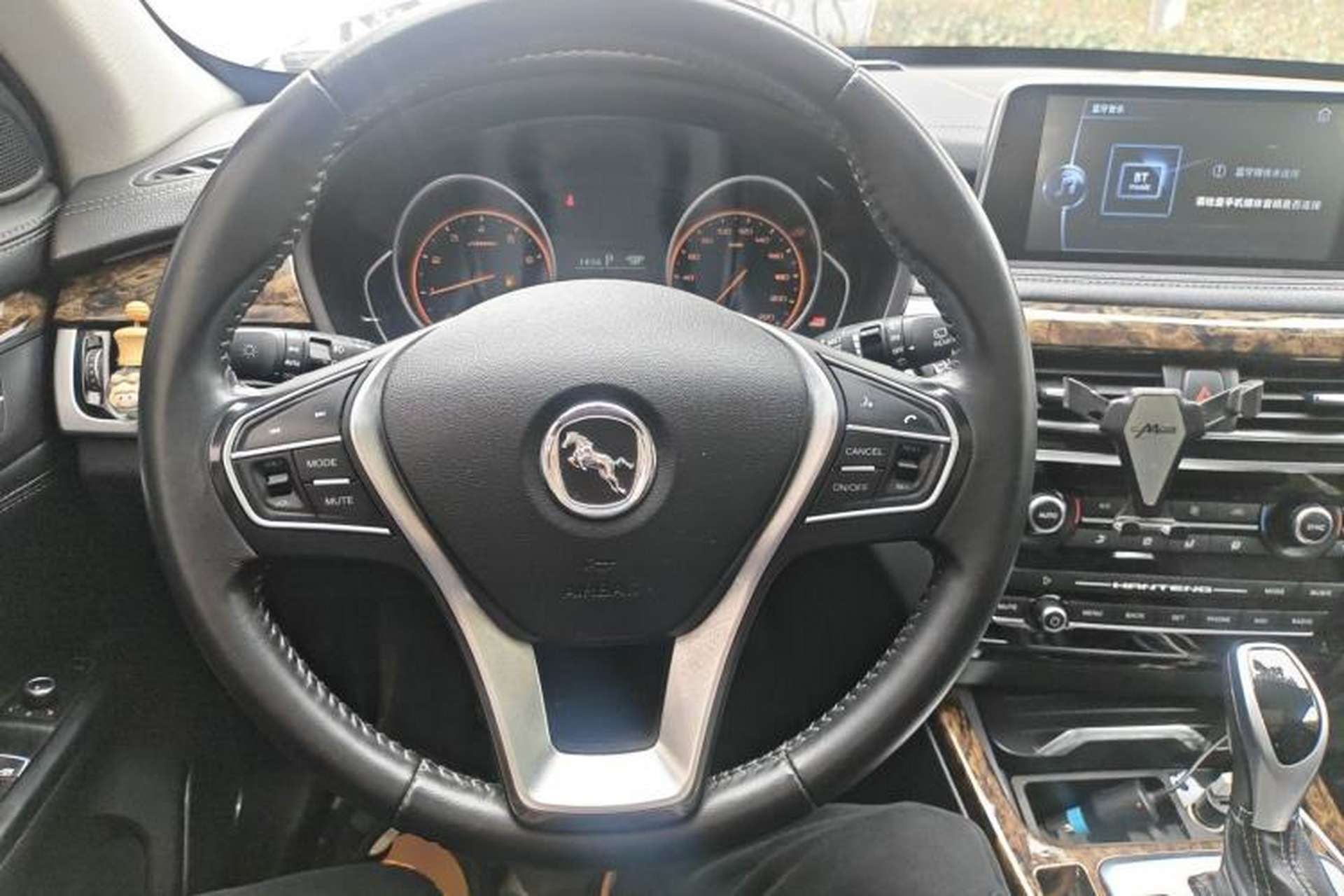 Used Hanteng X7 2018 X7S 1.5T Automatic Luxury Model Steering Wheel