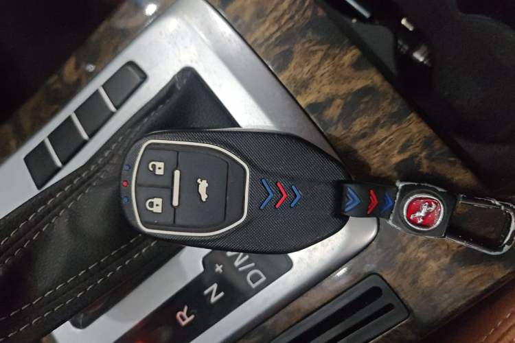 Used Hanteng X7 2018 X7S 1.5T Automatic Luxury Model Vehicle Key