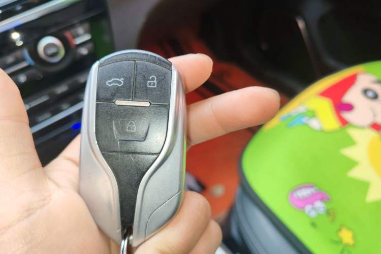 Used Hanteng X7 2018 X7S 1.5T Automatic Luxury Model Vehicle Key