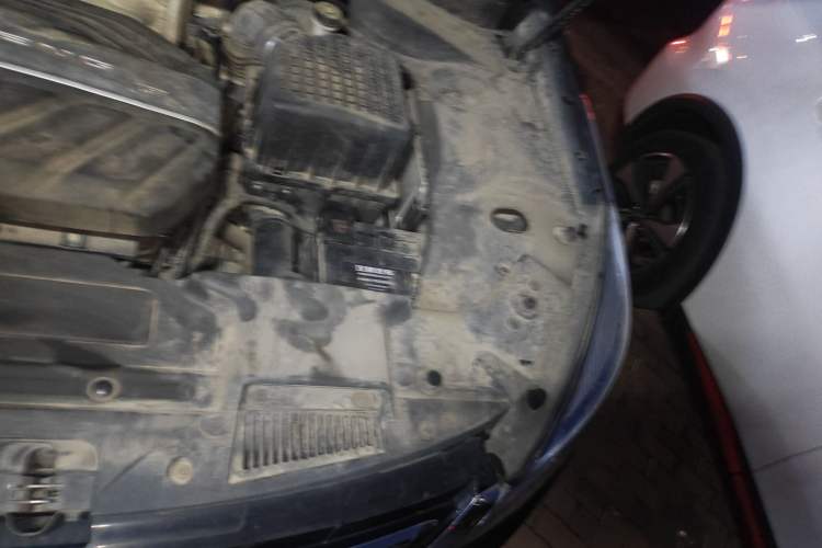 Used Hanteng X7 2020 X7S 1.5T Automatic Smart Luxury Model Engine Bay Left