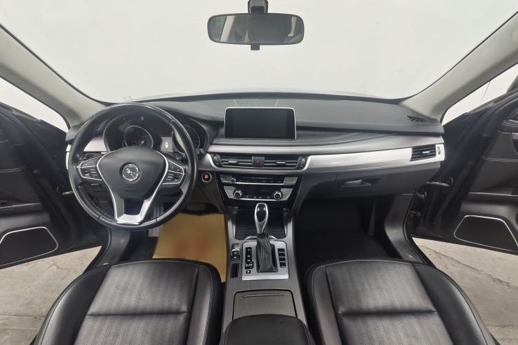 Used Hanteng X7 2020 X7S 1.5T Automatic Smart Luxury Model Interior 1