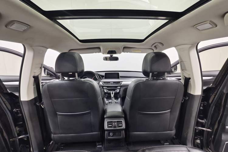 Used Hanteng X7 2020 X7S 1.5T Automatic Smart Luxury Model Interior 2