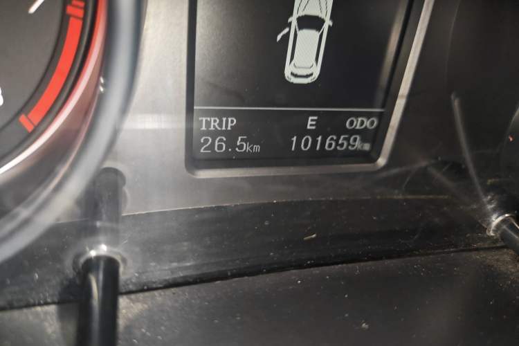 Used Hanteng X7 2020 X7S 1.5T Automatic Smart Luxury Model Odometer Close Up
