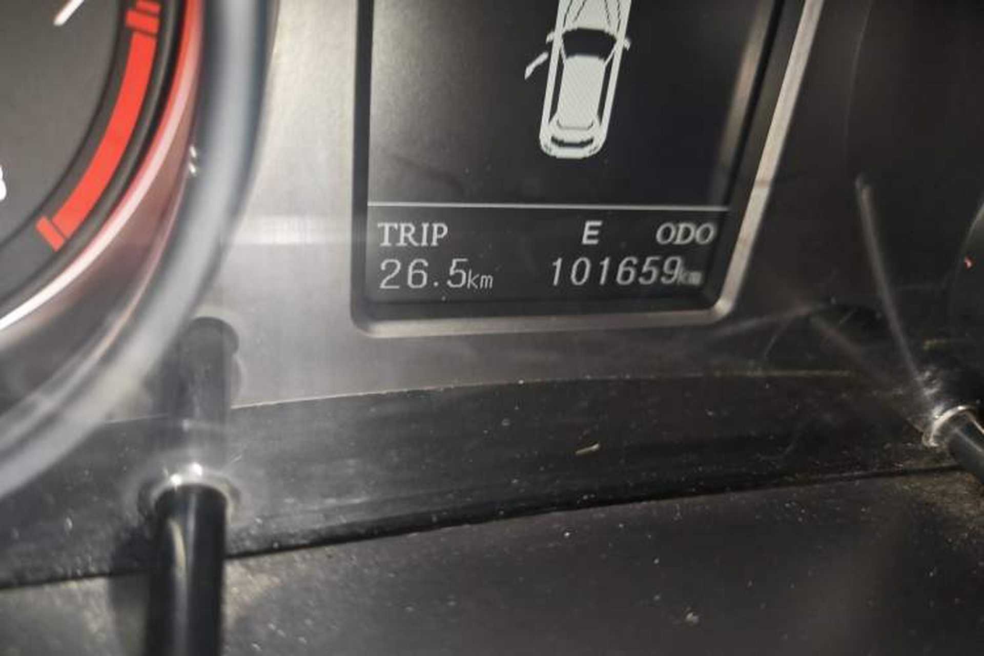 Used Hanteng X7 2020 X7S 1.5T Automatic Smart Luxury Model Odometer Close Up