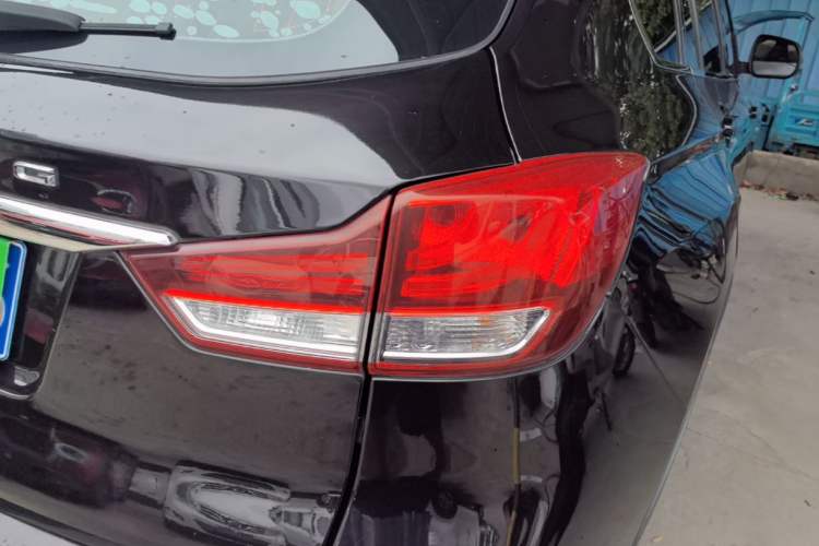 Used Hanteng X7 2020 X7S 1.5T Automatic Smart Luxury Model Right Rear Taillight