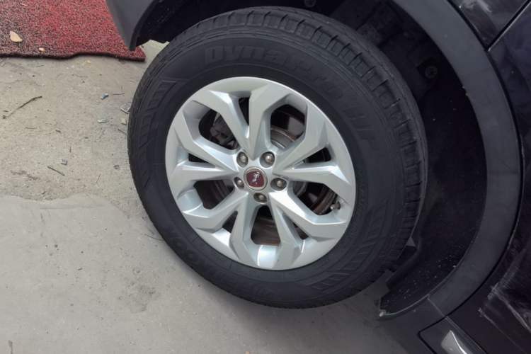 Used Hanteng X7 2020 X7S 1.5T Automatic Smart Luxury Model Right Rear Wheel Hub