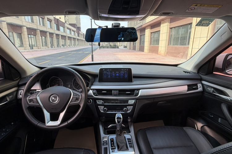 Used Hanteng X7 2020 X7S 1.5T Automatic Smart Luxury Model Interior 5
