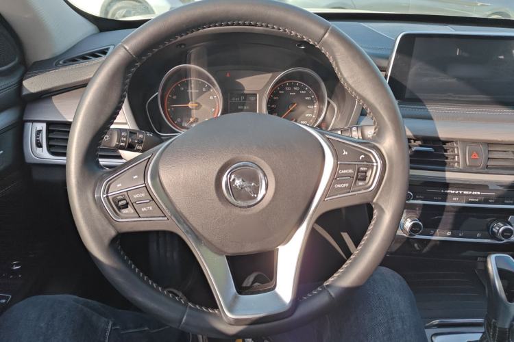 Used Hanteng X7 2020 X7S 1.5T Automatic Smart Luxury Model Steering Wheel
