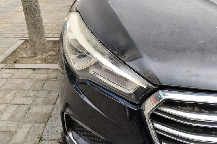 Used Hanteng X7 New Energy 2018 PHEV Luxury Edition Right Front Headlight