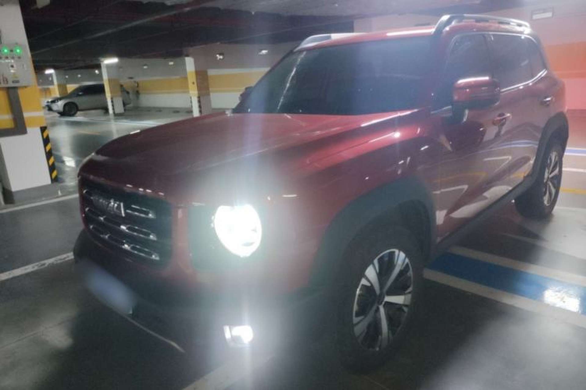 Used Haval DARGO 2021 1.5T DCT Two-Wheel Drive Labrador Edition Front Left 45 Deg