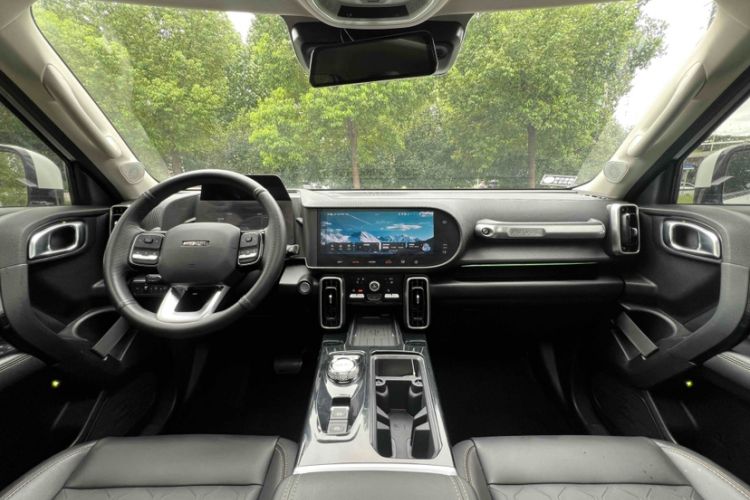 Used Haval DARGO 2022 2.0T DCT Two-Wheel Drive Huazhong Hound Edition Interior 3