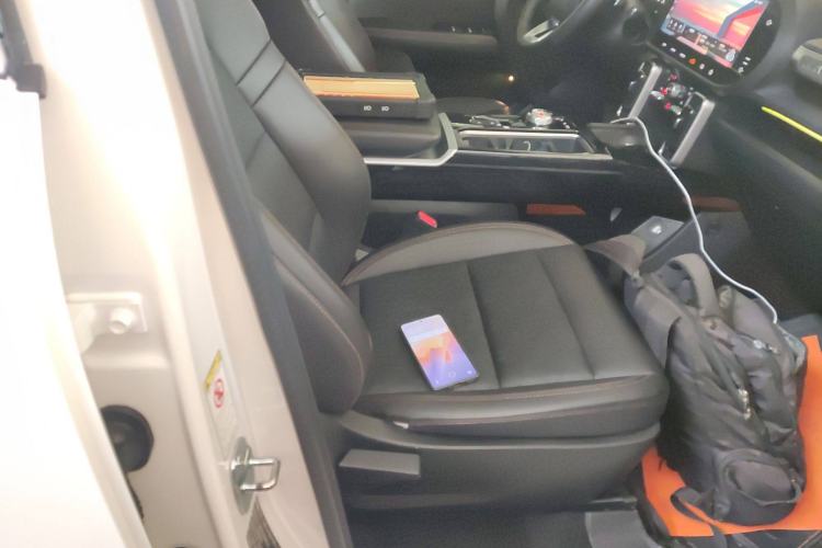 Used Haval DARGO 2022 2.0T DCT Two-Wheel Drive Huazhong Hound Edition Right Front Seat