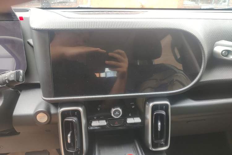 Used Haval DARGO 2021 1.5T DCT Two-Wheel Drive Border Collie Edition Audio And AC Panel