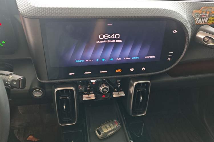 Used Haval DARGO 2021 Revised Version 2.0T DCT Four-Wheel Drive "Hao Tian Que" Edition Audio And AC Panel