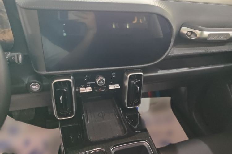 Used Haval DARGO 2021 Revised Version 1.5T DCT Two-Wheel Drive "Mǎquǎn" Edition Audio And AC Panel