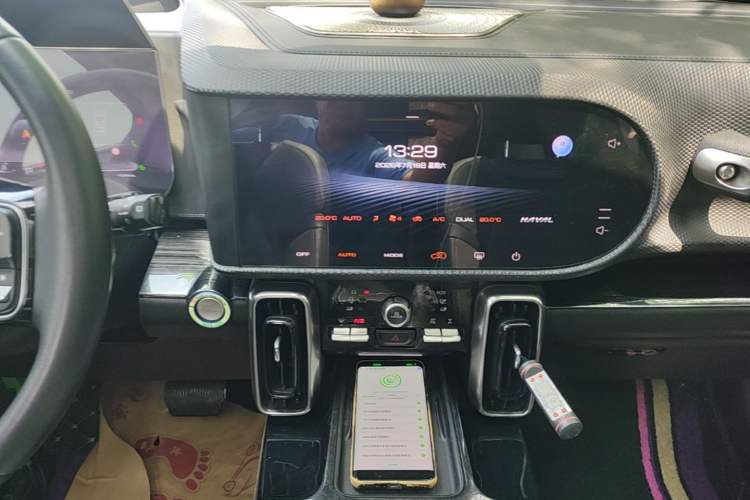 Used Haval DARGO 2021 2.0T DCT All-Wheel-Drive "Hao Tian Quan" Edition Audio And AC Panel