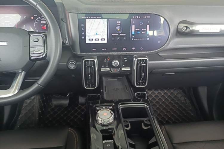 Used Haval DARGO 2021 1.5T DCT Two-Wheel Drive Border Collie Edition Audio And AC Panel