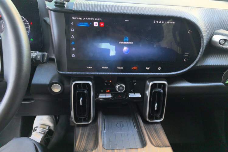 Used Haval DARGO 2021 1.5T DCT Two-Wheel Drive Border Collie Edition Audio And AC Panel