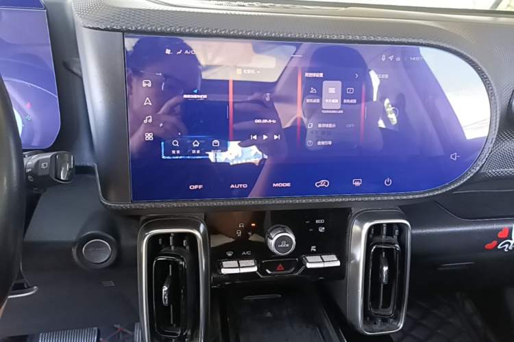 Used Haval DARGO 2021 Revised Version 1.5T DCT Two-Wheel Drive "Mǎquǎn" Edition Audio And AC Panel