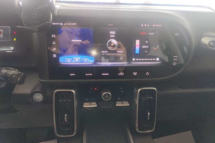 Used Haval DARGO 2021 1.5T DCT Two-Wheel Drive Labrador Edition Audio And AC Panel