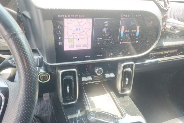 Used Haval DARGO 2021 1.5T DCT Two-Wheel Drive Border Collie Edition Audio And AC Panel